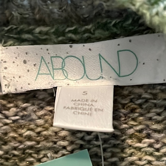 Abound Sweater - Picture 3 of 8